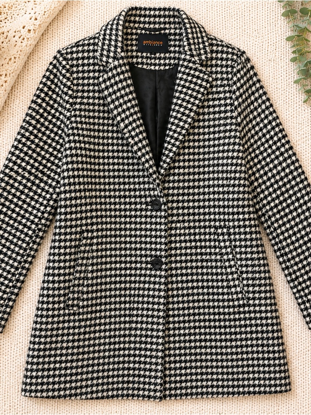 Ambiance Women's Black & White Houndstooth Coat